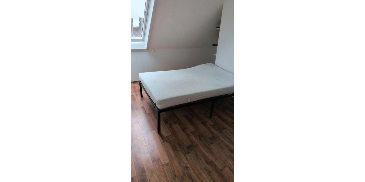 Etagenwohnung Borken - 6 Zimmer, 180 m&sup2;, 200.000&euro; | Angebot:26412233