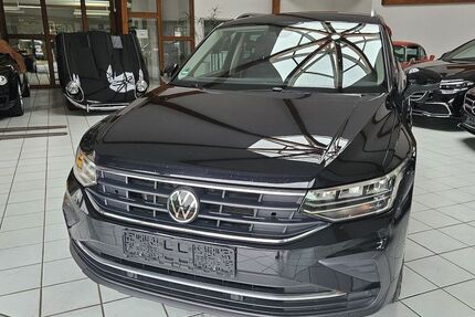 VW Tiguan 214.667 km 17.495 &euro; Göttingen 37079