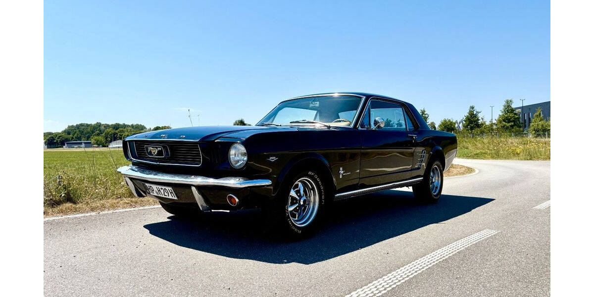 Ford Mustang 130.250 km 38.900 &euro; Heppenheim 64646