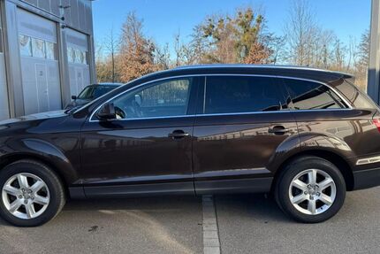 Audi Q7 225.000 km 14.900 &euro; Friedrichshafen 88048