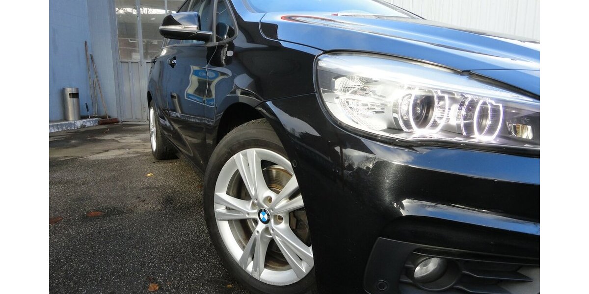 BMW 218 Active Tourer Autom+Navi Service+Kette neu 112.000 km 10.999 &euro; Neuss 41462