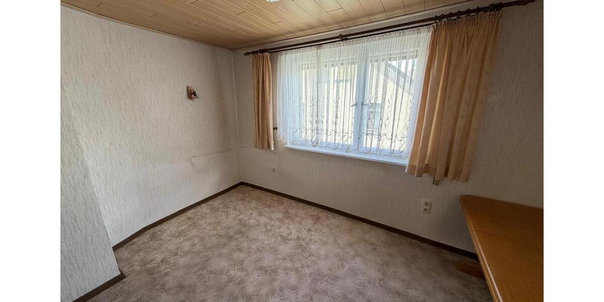 Einfamilienhaus Neuensalz - 5 Zimmer, 85 m&sup2;, 75.000&euro; | Angebot:27004805