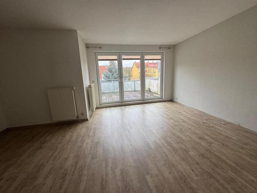 3R.Wohnung+Friedland+Dachterrasse+Keller+Einbauküche