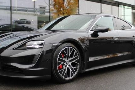 Porsche Taycan 21.152 km 79.800 € Wiesbaden 65187
