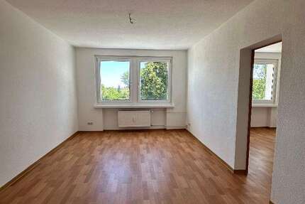 Wohnung zum Mieten in Bernburg 338,28 € 56.38 m²