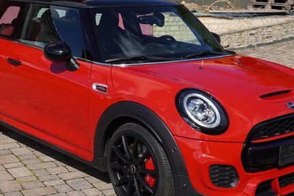 Mini John Cooper Works 35.550 km 22.699 &euro; Schauenburg 34270