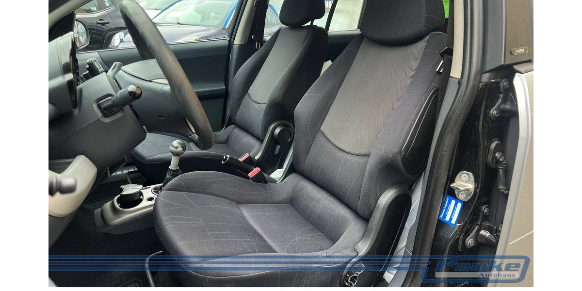 Smart ForFour Basis 70kW*Klima*SR+WR*2-Schlüssel* 175.346 km 990 &euro; Berlin 13187