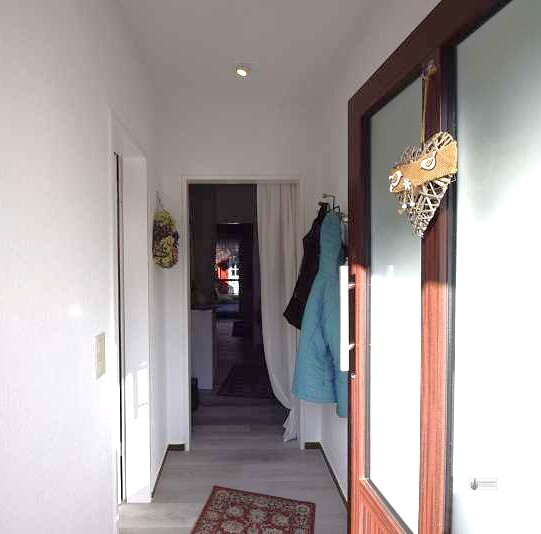 Reihenmittelhaus Ideal für Familie mit 2 Kindern + 2 Garagen + Einbauküche + Garten mit Holzhaus - Einfamilienhaus Syke Steimke | Angebot:25810524