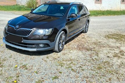 Skoda Superb 195.000 km 14.899 &euro; Einbeck 37574