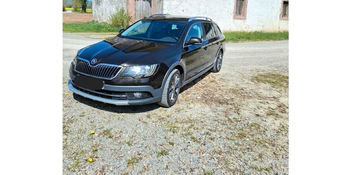 Skoda Superb 195.000 km 15.249 &euro; Einbeck 37574