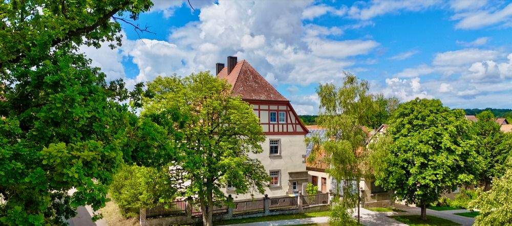 Einfamilienhaus Oberntief Oberntief - 1 Zimmer, 295 m&sup2;, 495.000&euro; | Angebot:25697714