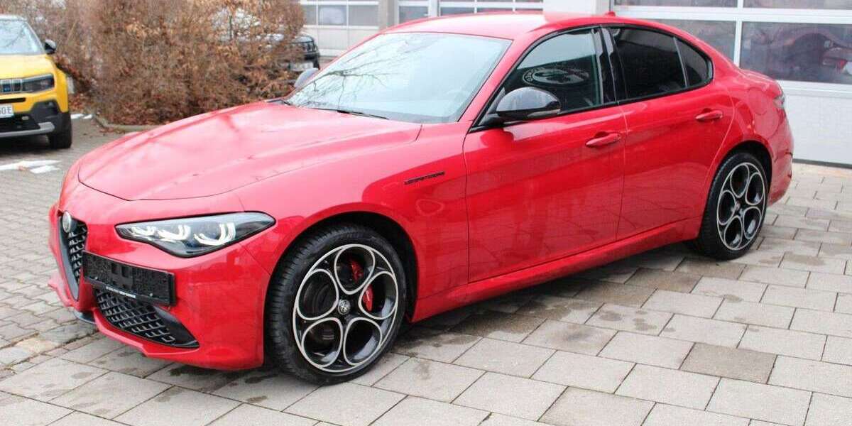 Alfa Romeo Giulia 3.200 km 36.700 &euro; Weilheim 82362