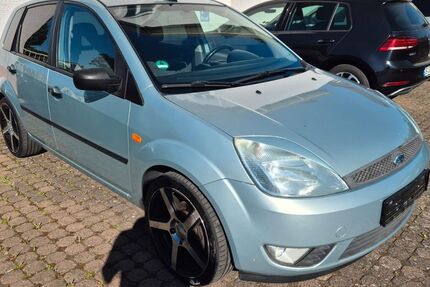 Ford Fiesta 193.725 km 899 &euro; Hainburg 63512