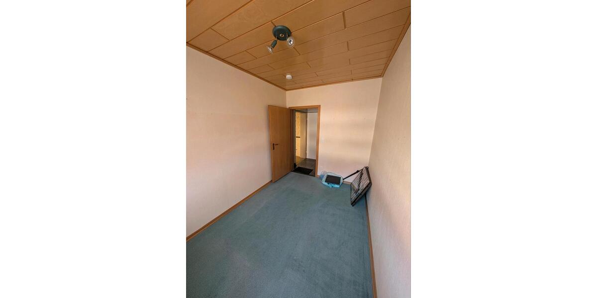 Etagenwohnung Wesendorf - 2.5 Zimmer, 65 m&sup2;, 680&euro; | Angebot:25407742