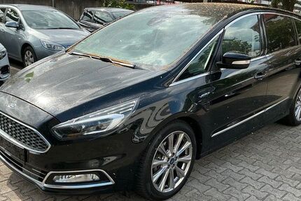 Ford S-Max 83.734 km 24.948 € Mönchengladbach 41063