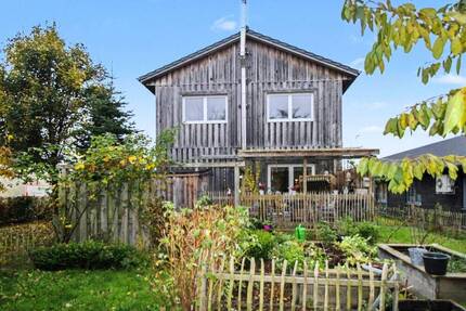 Haus Kappeln - 8 Zimmer, 204 m&sup2;, 499.000&euro; | Angebot:26245272