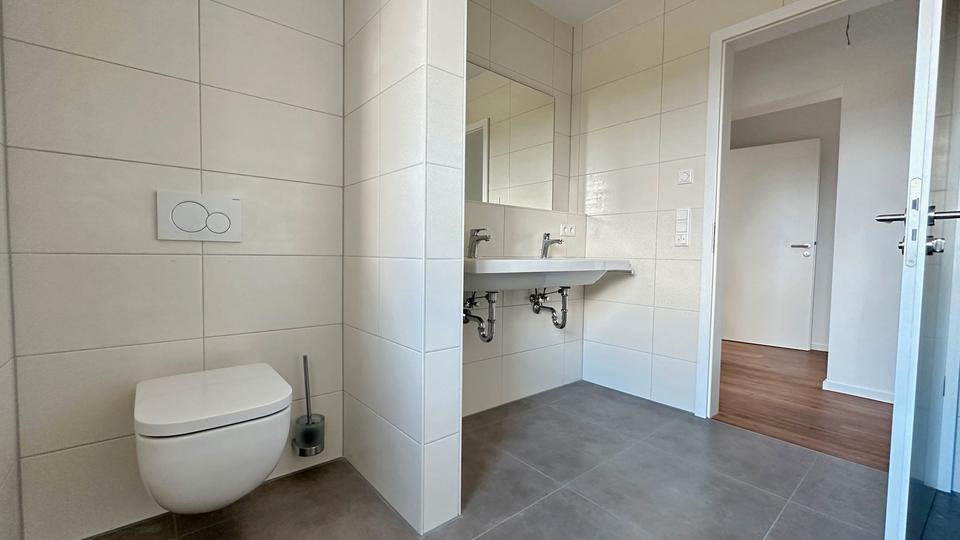 Etagenwohnung Cham - 4 Zimmer, 133 m&sup2;, 1.230&euro; | Angebot:26603948