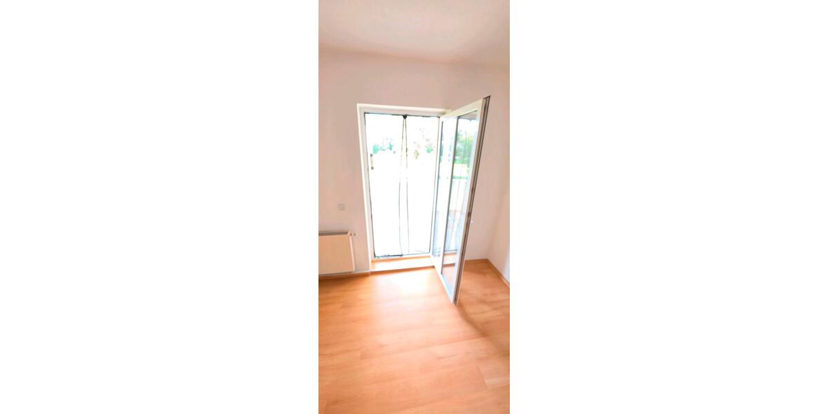 Etagenwohnung Finsterwalde - 2 Zimmer, 54 m&sup2;, 65.000&euro; | Angebot:27418082