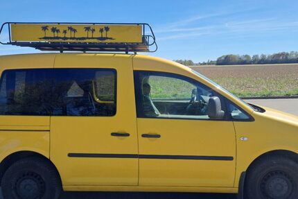 VW Caddy 112.000 km 5.599 &euro; Unterhaching 82008