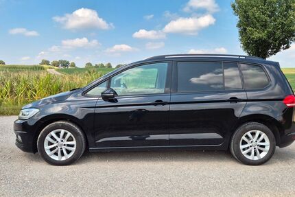 VW Touran 154.200 km 14.500 &euro; Albaching 83544
