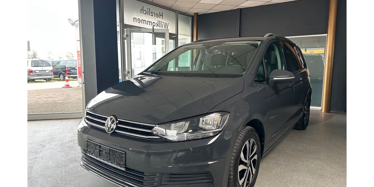VW Touran 222.000 km 12.490 &euro; Buchloe 86807