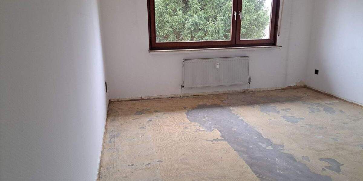 Etagenwohnung Kürten - 5 Zimmer, 170 m&sup2;, 1.360&euro; | Angebot:24780635