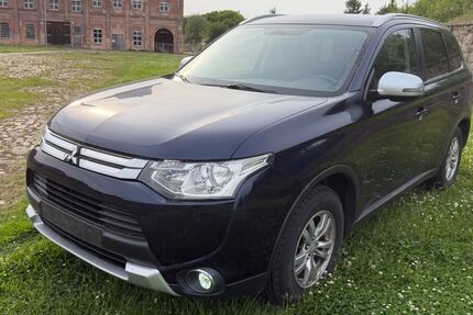 Mitsubishi Outlander 186.035 km 5.800 &euro; Tessin 18195