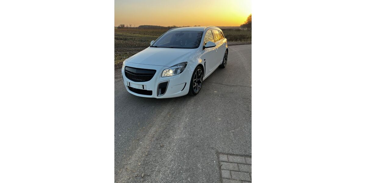 Opel Insignia 103.347 km 9.000 &euro; Seelow 15306
