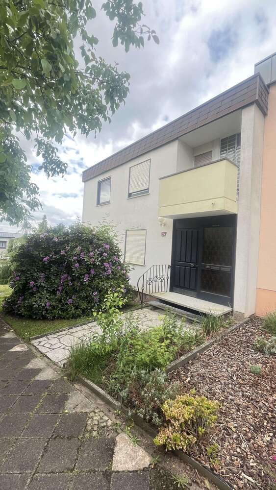Haus zum Kaufen in Saarbrücken 350.000 € 180 m²