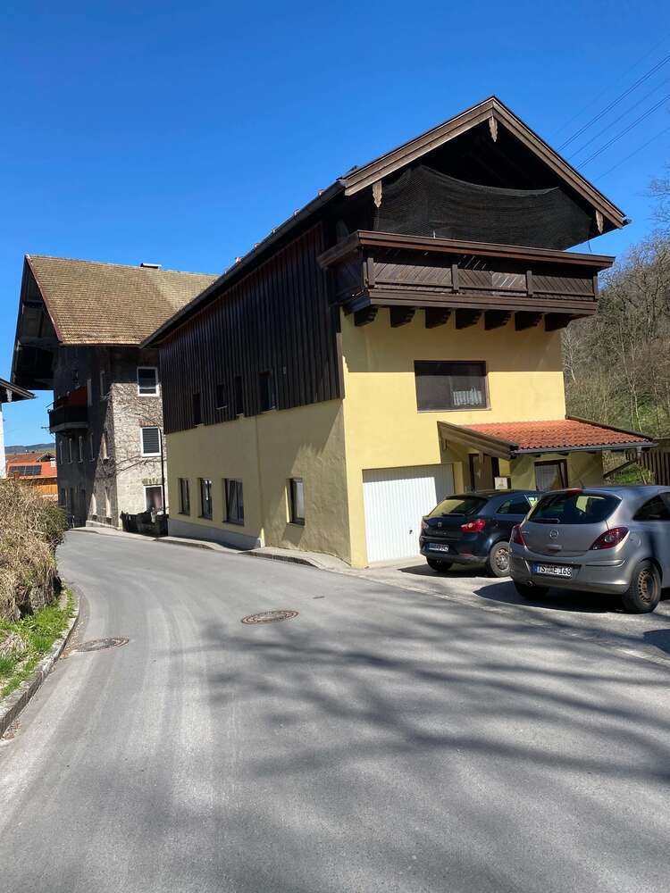 Haus zum Kaufen in Bergen 515.000 € 200 m²