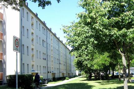 Wohnung Köthen (Anhalt) - 1 Zimmer, 32 m&sup2;, 221&euro; | Angebot:26669488