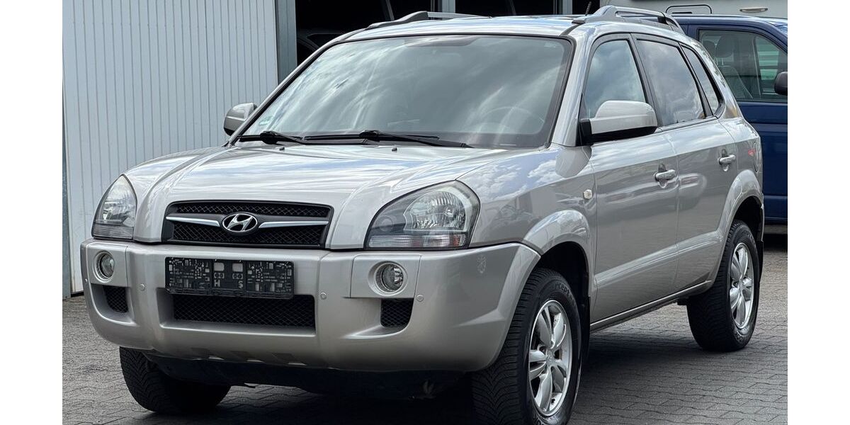Hyundai TUCSON 91.000 km 4.250 &euro; Offenbach am Main 63075