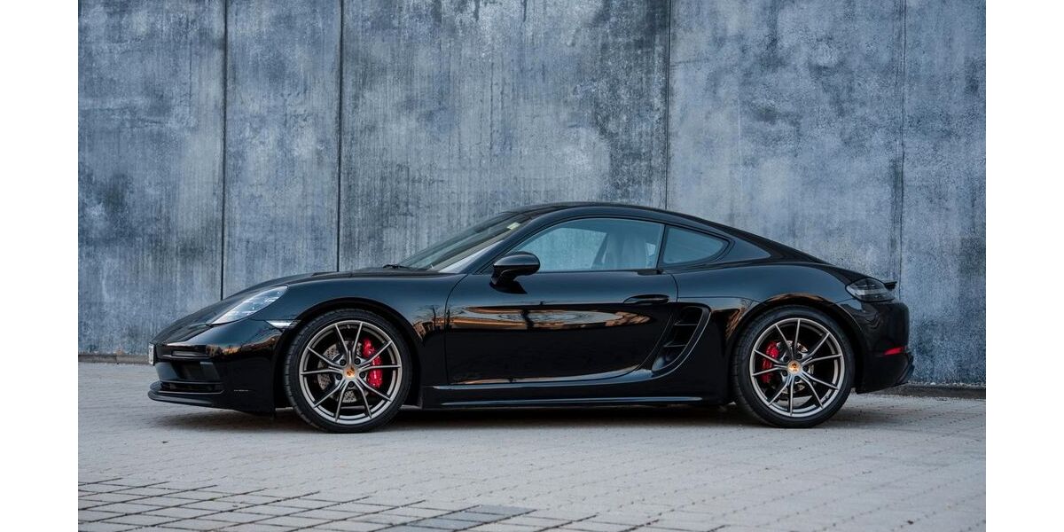 Porsche Cayman 39.900 km 73.990 &euro; Gilching 82205