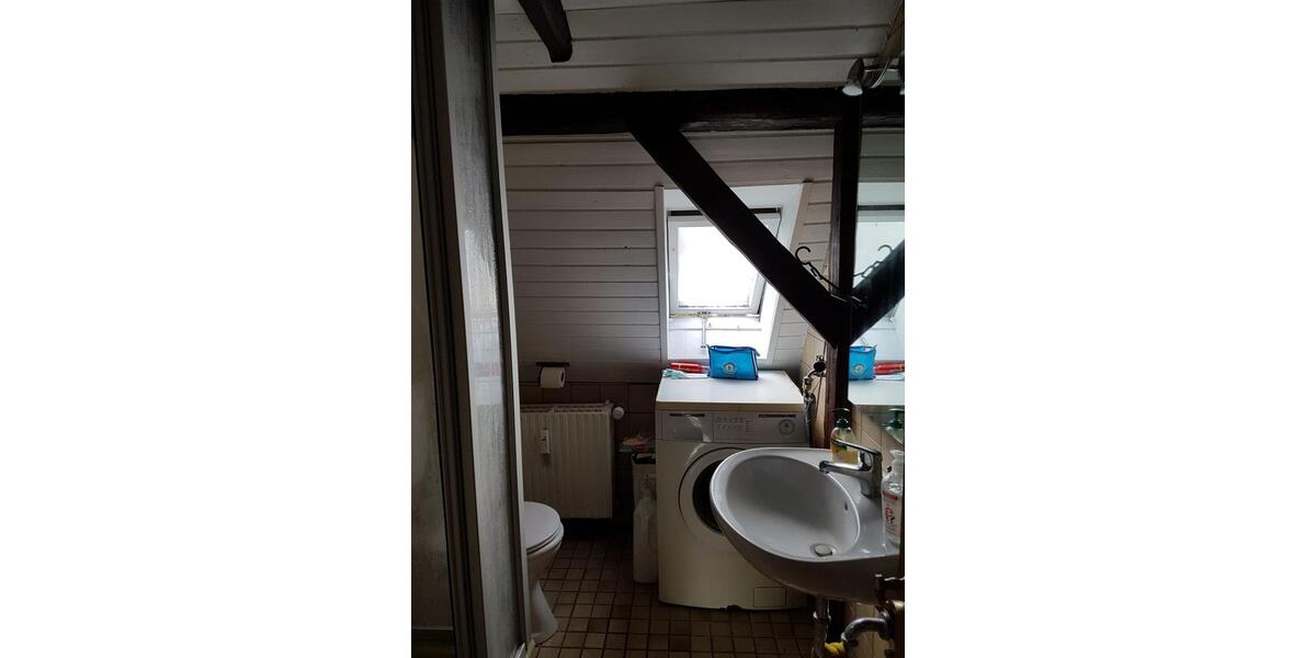 Dachgeschoßwohnung Flensburg - 2 Zimmer, 45 m&sup2;, 380&euro; | Angebot:25569808