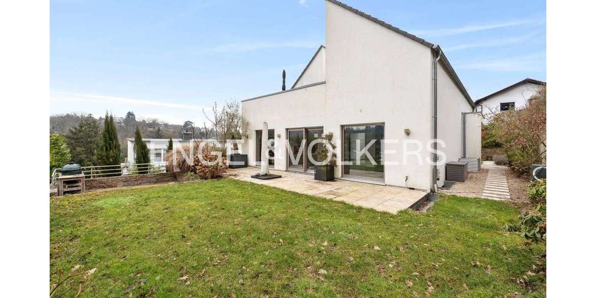 Einfamilienhaus Bad Soden am Taunus - 8 Zimmer, 325 m&sup2;, 5.850&euro; | Angebot:24783368