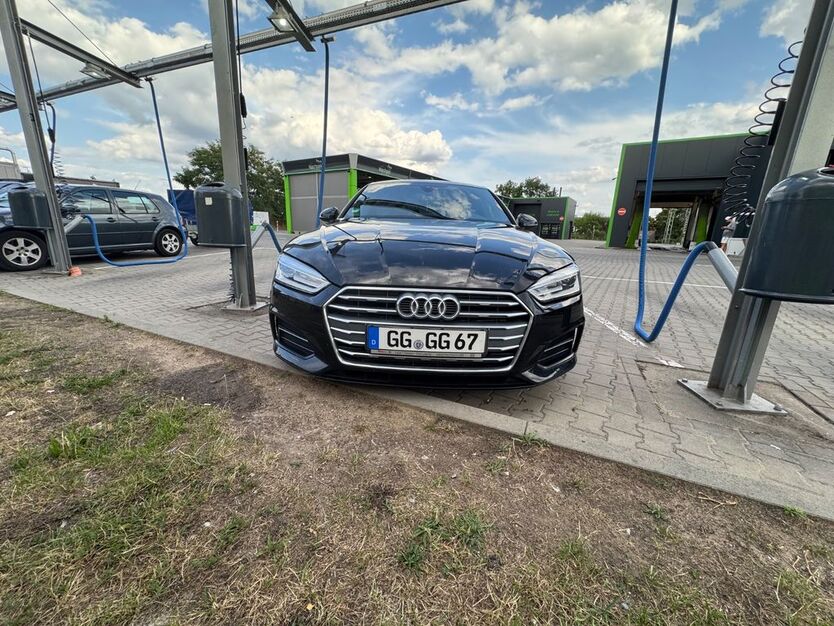 Audi A5 195.000 km 21.900 € Hainburg 63512