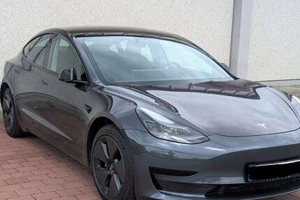 Tesla Model 3 20.000 km 29.300 € Regensburg 93055