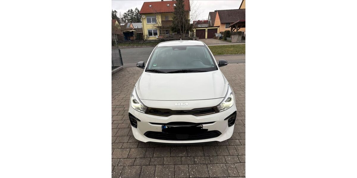 Kia Rio 31.000 km 20.000 &euro; Lehrberg 91611