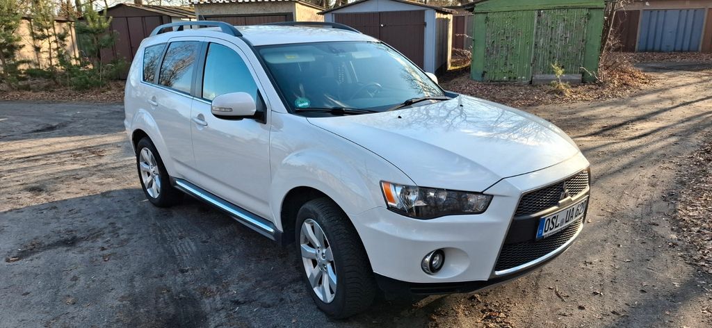 Mitsubishi Outlander 115.545 km 8.100 &euro; Lauchhammer 01979