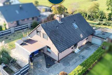 Haus zum Kaufen in Varel 349.000 € 165 m² 6 zimmer