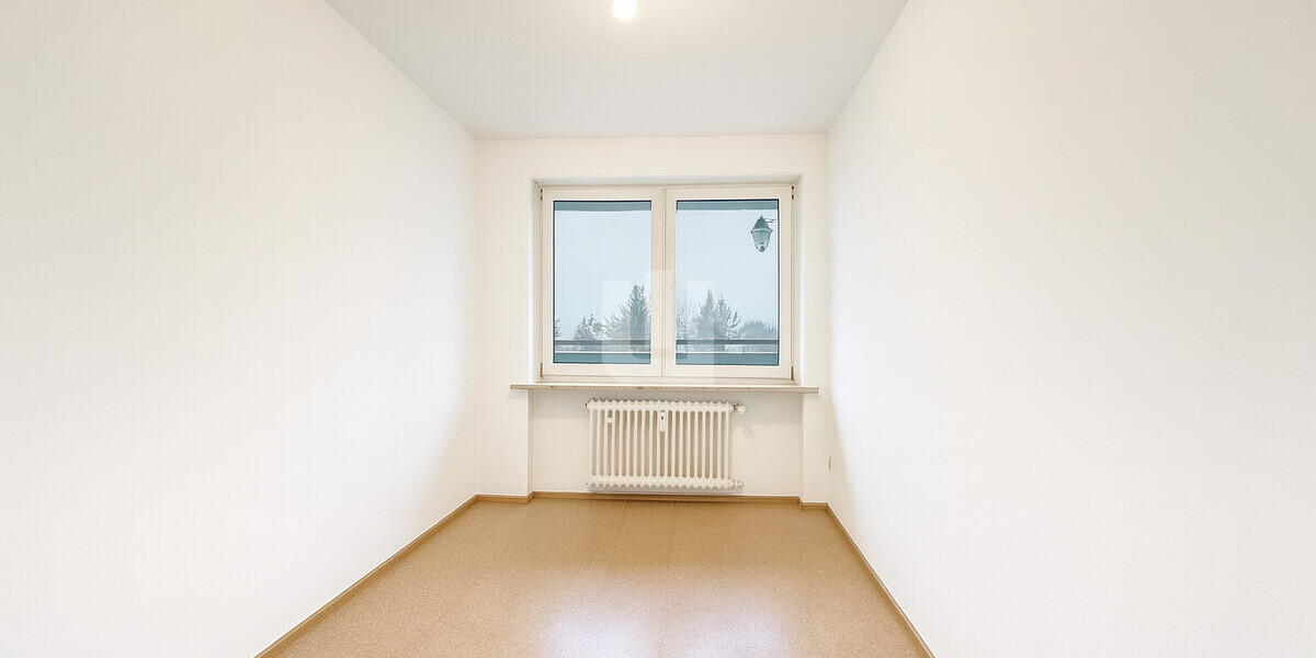 WINDISCH IMMOBILIEN - Gemütliche 2,5-Zi. - Dachterrassenwohnung in gepflegtem MFH bezugsfrei! - Etagenwohnung Puchheim | Angebot:21671641