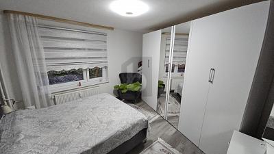 CHARMANT MIT GERÄUMIGEM BALKON