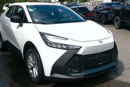 Toyota C-HR 6.000 km 30.345 &euro; Hamburg 22159