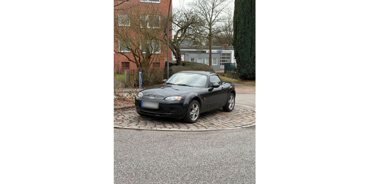 Mazda MX-5 89.800 km 7.600 &euro; Hamburg 20099