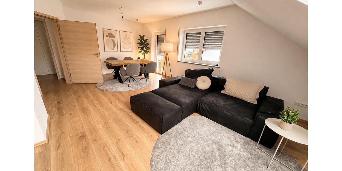 Dachgeschoßwohnung Ebermannsdorf - 4 Zimmer, 114 m&sup2;, 330.000&euro; | Angebot:26786258