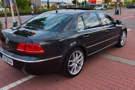 VW Phaeton