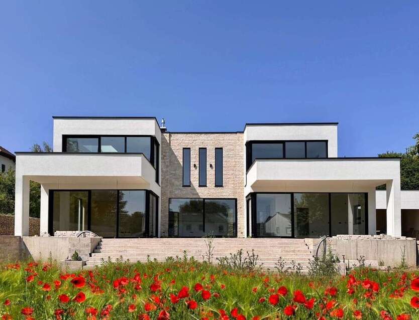 Haus zum Kaufen in Altdorf 1.790.000 € 351.63 m²