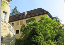 schöne 3 Zimmer-Whg. in toller Aussichtslage mit Süd-Balkon und EBK