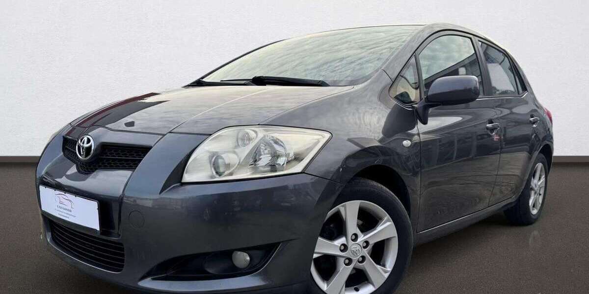 Toyota Auris 177.000 km 3.399 &euro; Frankfurt am Main 60386