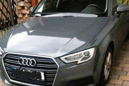 Audi A3 136.500 km 12.500 &euro; Sonnenbühl 72820